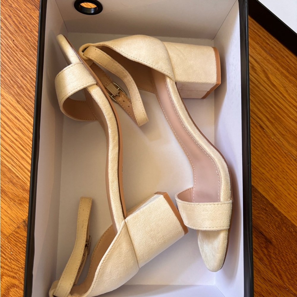 Azazie Beige Block Heel Sandals - Picture 6 of 6